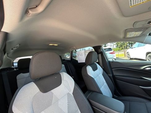 Used 2024 Chevrolet Trax LS image 27