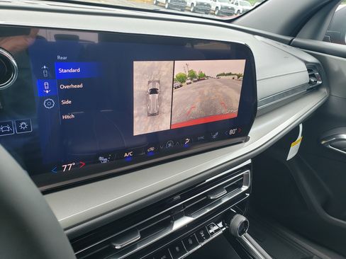 New 2026 Chevrolet Silverado 1500 LT AWD/4WD image 39