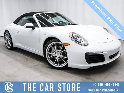 Used 2019 Porsche 911 Carrera image 1