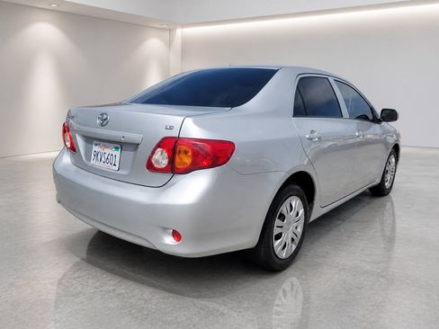 Used 2010 Toyota Corolla LE w/ All Weather Guard Pkg FWD image 6