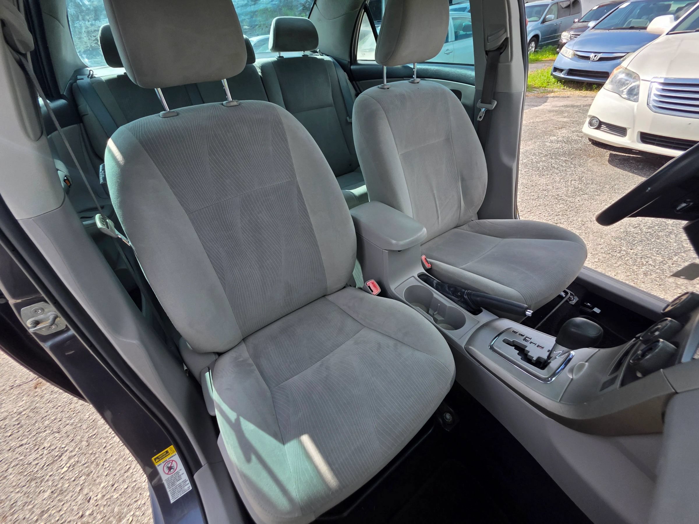 Used 2013 Toyota Corolla LE FWD image 20