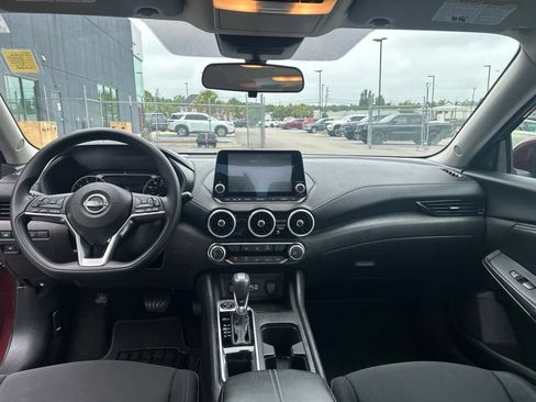 Certified 2025 Nissan Sentra SV FWD image 21