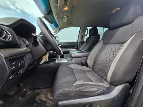 Used 2017 Toyota Tundra SR5 w/ SR5 Upgrade Package image 21