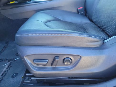 Used 2019 Toyota Camry XSE image 29