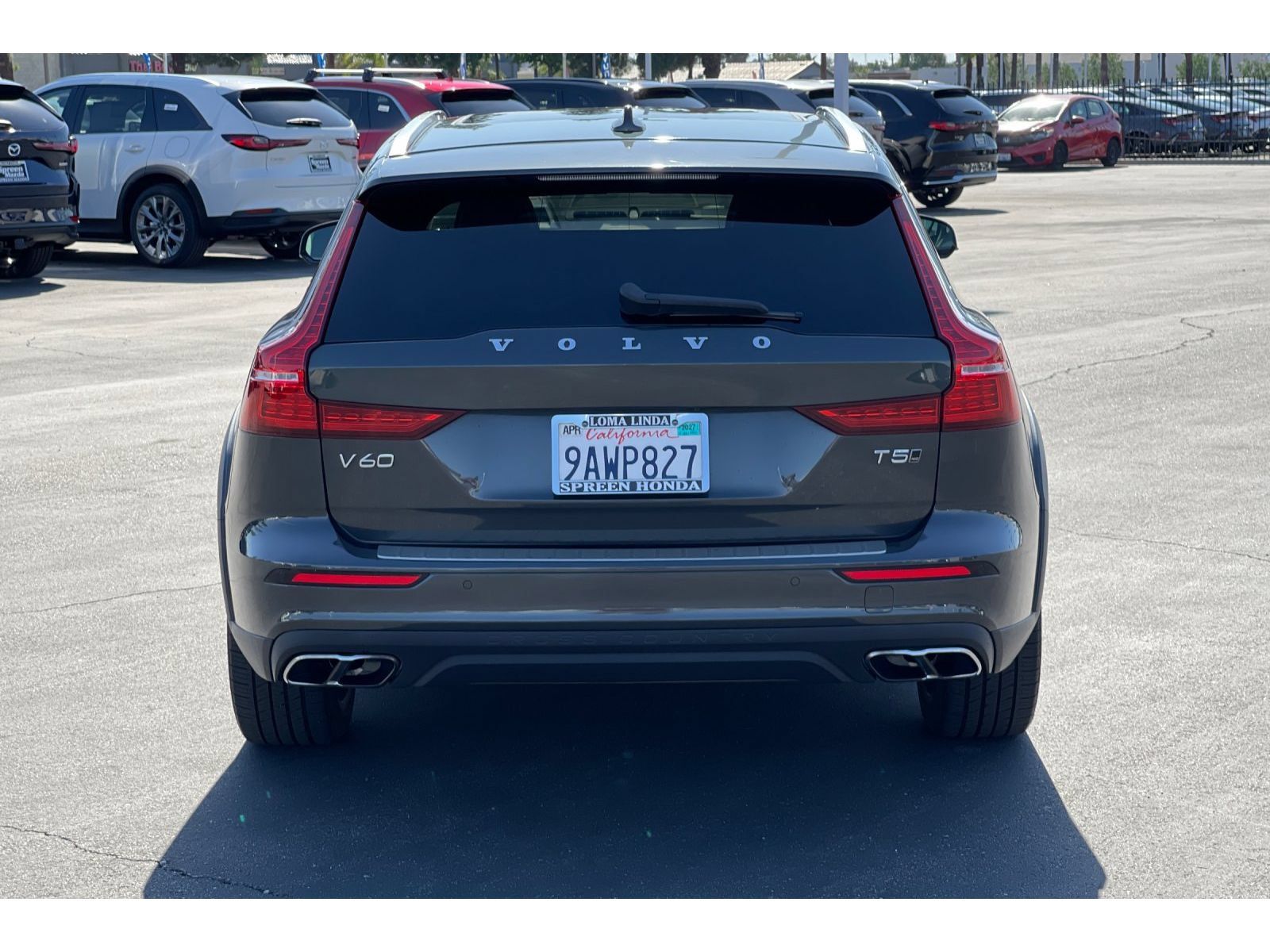 Used 2022 Volvo V60 T5 Cross Country w/ Advanced Package AWD/4WD image 4