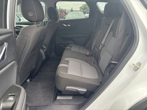 Used 2026 Chevrolet Blazer LT FWD image 23