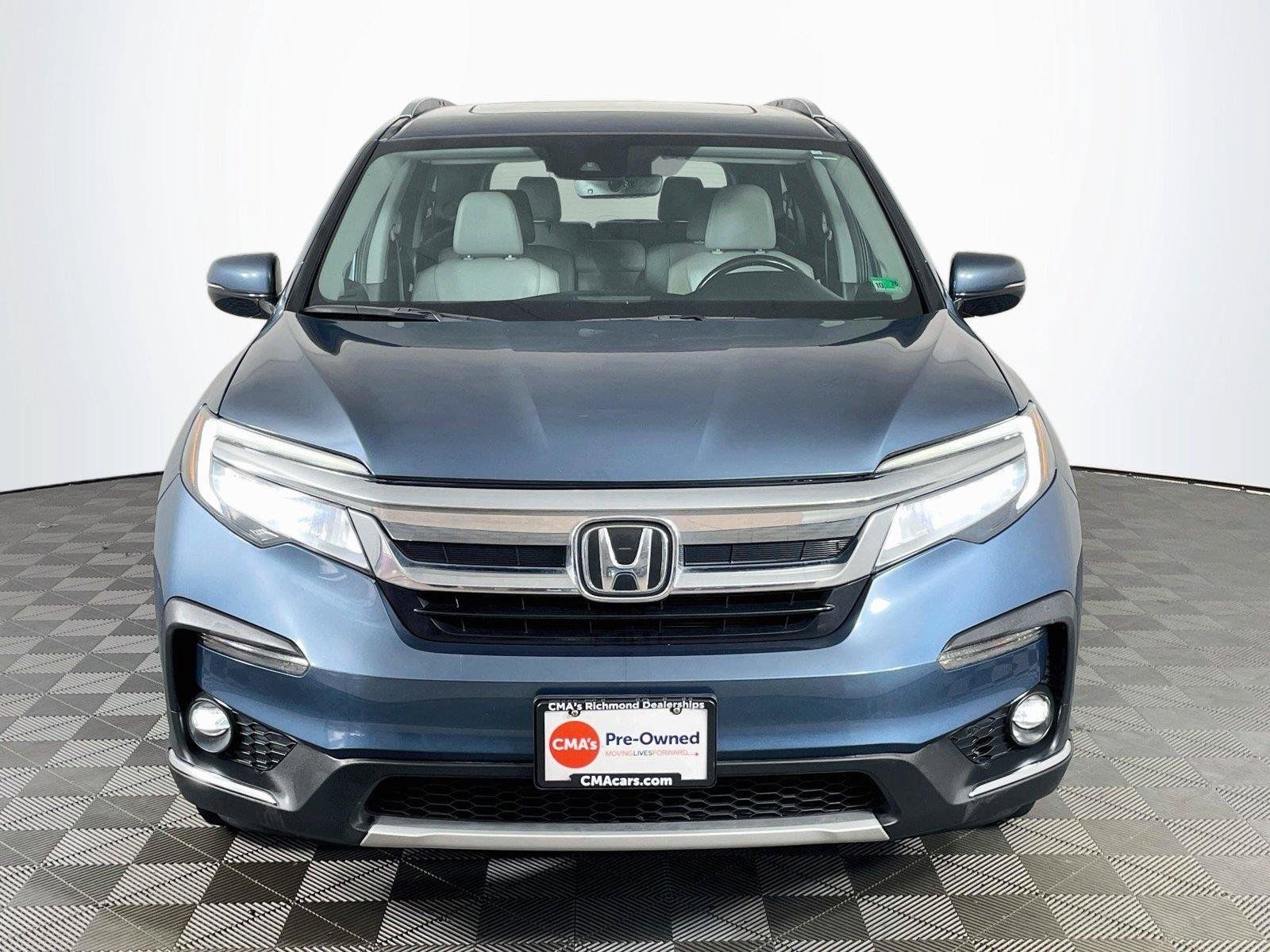 Used 2021 Honda Pilot Touring image 2