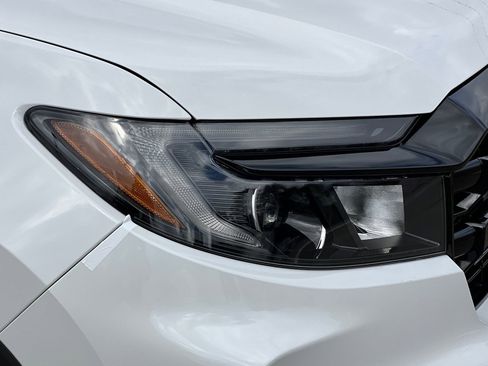New 2026 Honda Ridgeline Black Edition image 10