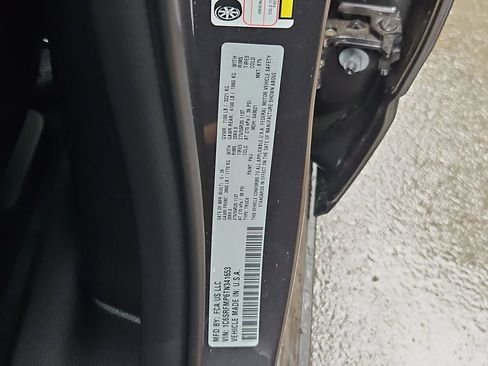 New 2026 RAM 1500 4x4 Crew Cab image 28