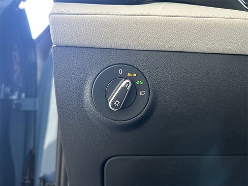 New 2026 Volkswagen Taos S image 17