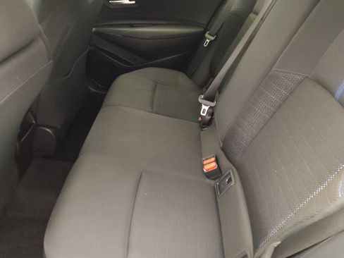 Used 2021 Toyota Corolla SE FWD image 18