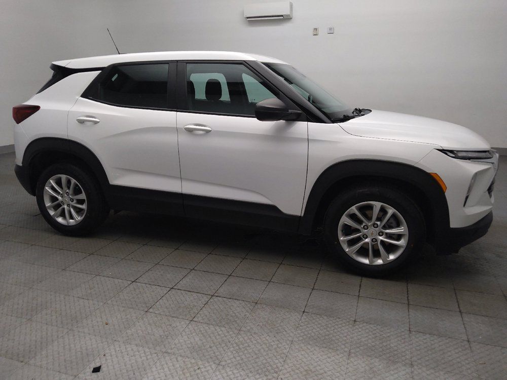 Used 2024 Chevrolet TrailBlazer LS FWD image 11