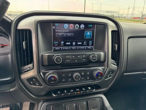 Used 2019 Chevrolet Silverado 3500 LTZ w/ Duramax Plus Package image 10