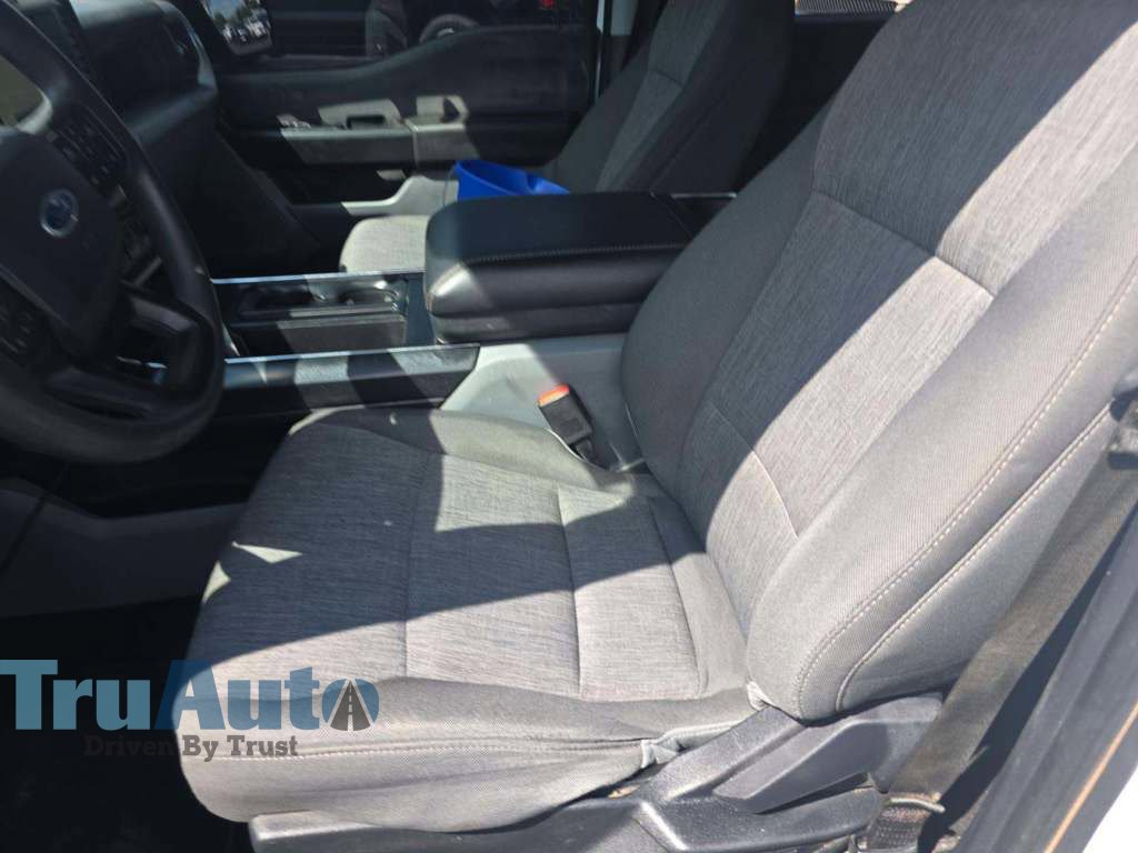 Used 2023 Ford F150 XL w/ XL Chrome Appearance Package AWD/4WD image 7
