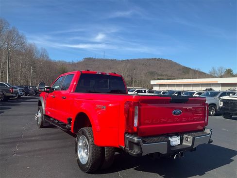 New 2026 Ford F450 XL w/ XL Driver Assist Package image 7