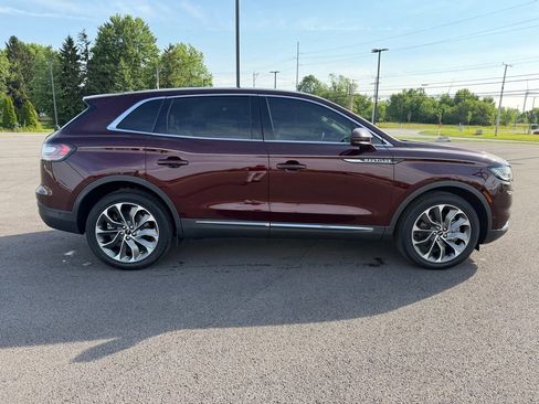 Used 2023 Lincoln Nautilus Reserve w/ Equipment Group 201A AWD/4WD image 3