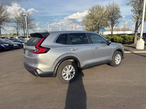 Used 2025 Honda CR-V LX image 11