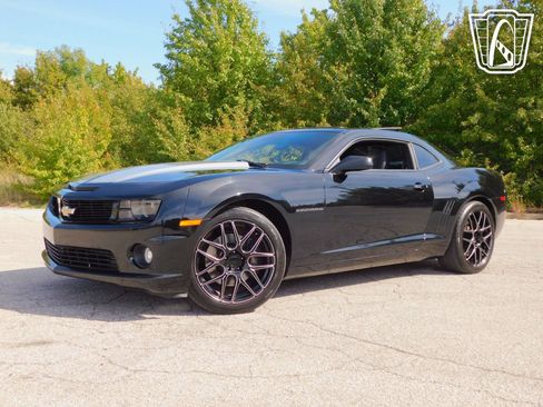 Used 2011 Chevrolet Camaro SS w/ RS Package image 8