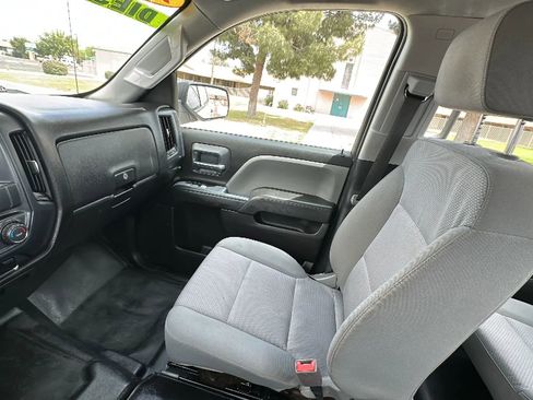 Used 2018 Chevrolet Silverado 2500 W/T w/ WT Fleet Convenience Package RWD image 15