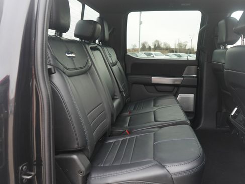 Used 2024 Ford F150 Platinum image 12