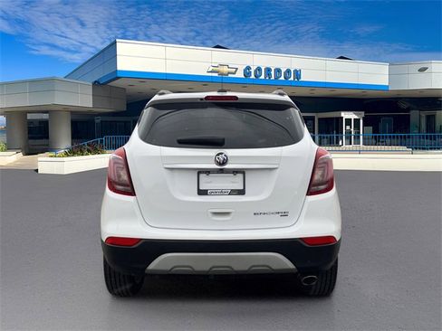 Used 2022 Buick Encore Preferred w/ Safety Package image 4