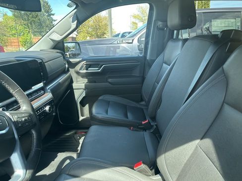 Used 2022 GMC Sierra 1500 SLT w/ Max Trailering Package AWD/4WD image 9