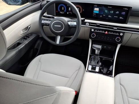 New 2026 Hyundai Tucson SEL FWD image 4