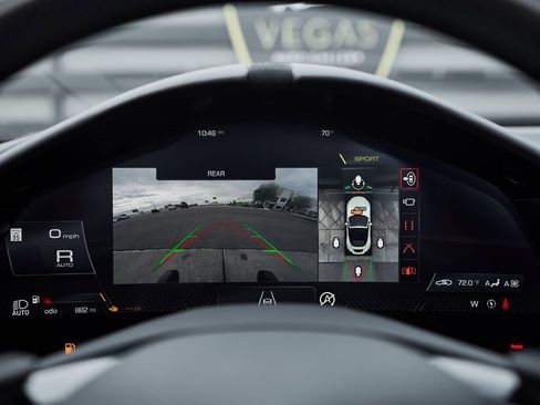 Used 2024 Ferrari Roma Spider image 59