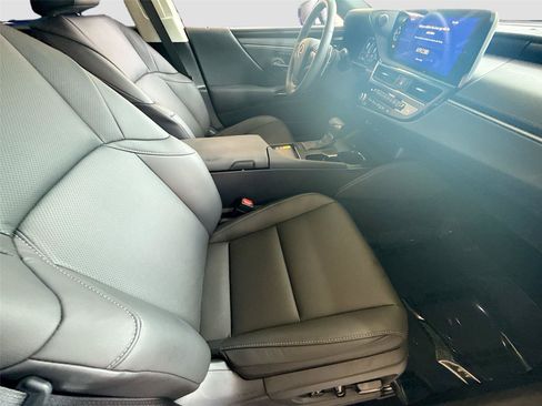 Used 2025 Lexus ES 350 w/ Premium Package FWD image 28