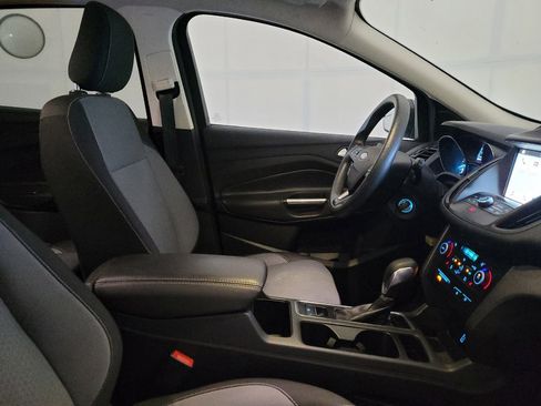 Used 2018 Ford Escape SE w/ SE Sync 3 Package FWD image 21