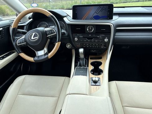Used 2021 Lexus RX 350L Premium w/ Premium Package AWD/4WD image 19