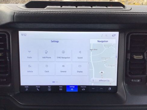 Certified 2025 Ford Bronco Badlands w/ Sasquatch Package image 13