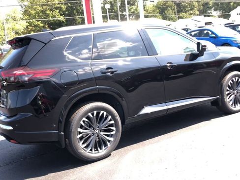 New 2026 Nissan Rogue Platinum w/ Platinum Premium Package image 8