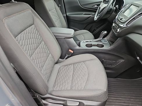 Used 2018 Chevrolet Equinox LT image 24
