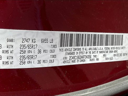 Used 2017 Chrysler Pacifica Touring-L image 19