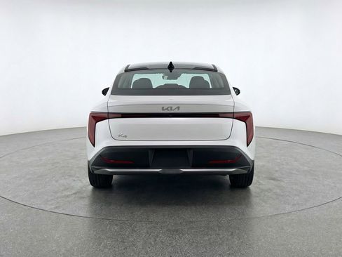 Used 2025 Kia K4 LXS image 7