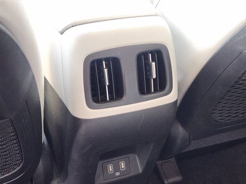 Used 2023 Hyundai Tucson Limited AWD/4WD image 30