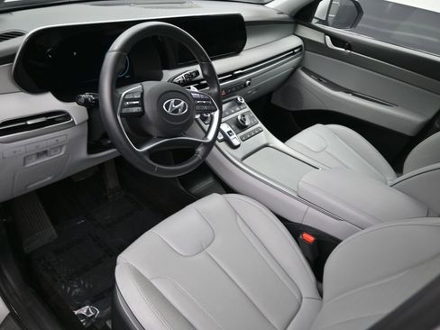 Used 2025 Hyundai Palisade SEL image 13