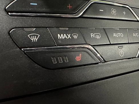 Used 2020 Ford Edge SEL AWD/4WD image 15