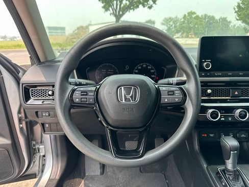Used 2025 Honda Civic LX image 18