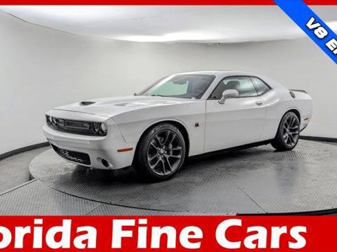Used 2021 Dodge Challenger R/T Scat Pack image 1