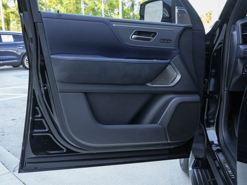 New 2026 INFINITI QX80 4WD image 27