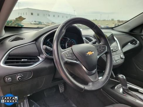 Used 2016 Chevrolet Malibu LT w/ Driver Confidence Package FWD image 18