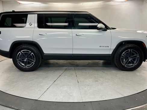 Used 2025 Rivian R1S Adventure image 7