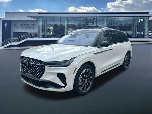 New 2026 Lincoln Nautilus Reserve AWD/4WD image 3