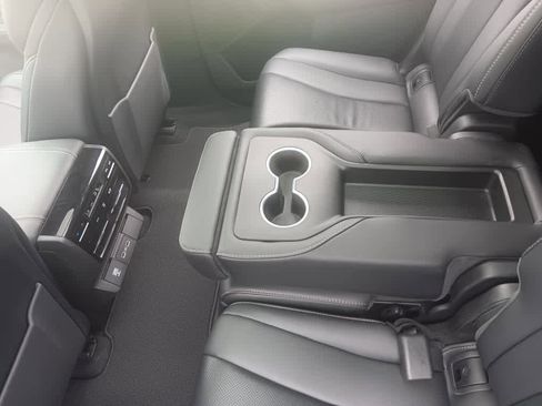 Used 2023 Acura MDX SH-AWD w/ Technology Package image 20