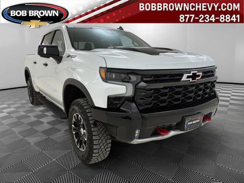 Used 2023 Chevrolet Silverado 1500 ZR2 w/ Technology Package image 1