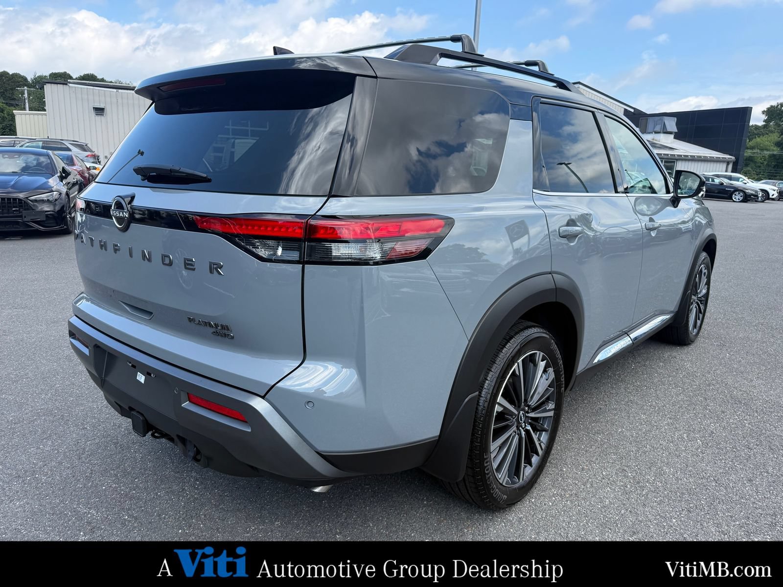 Used 2026 Nissan Pathfinder Platinum AWD/4WD image 8