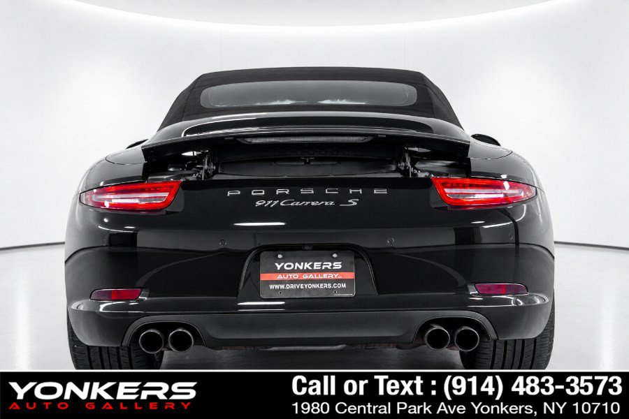 Used 2015 Porsche 911 Carrera S RWD image 8
