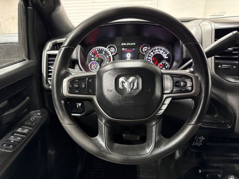 Used 2024 RAM 2500 Tradesman w/ Chrome Appearance Group image 15